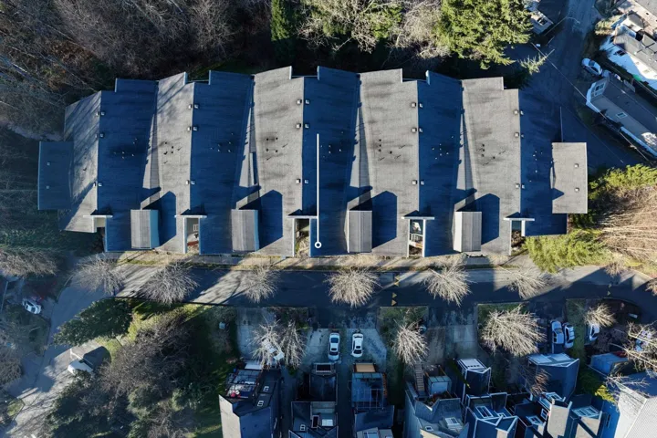 Aerial overview of property's location