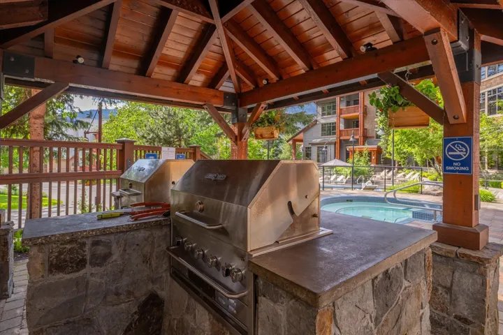 View of patio / terrace featuring an outdoor kitchen