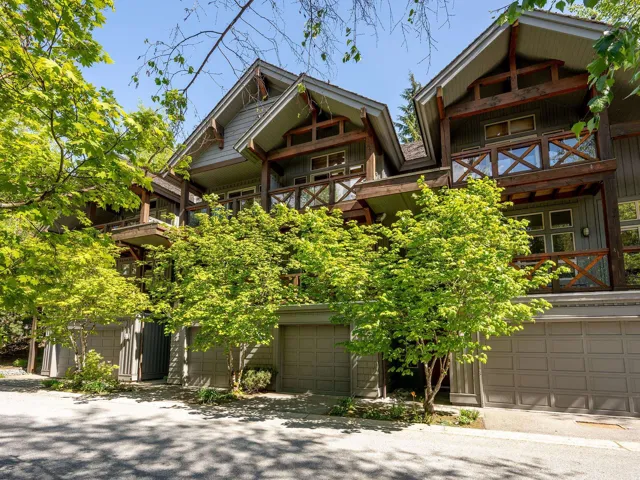 Craftsman-style house featuring a garage