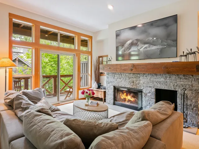Living room with a fireplace