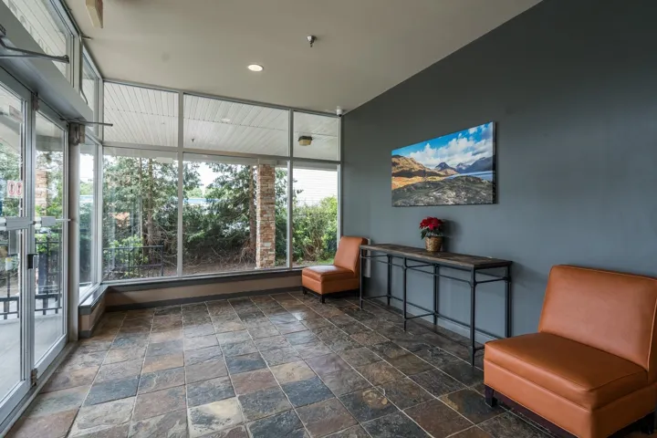 Lobby featuring recessed lighting