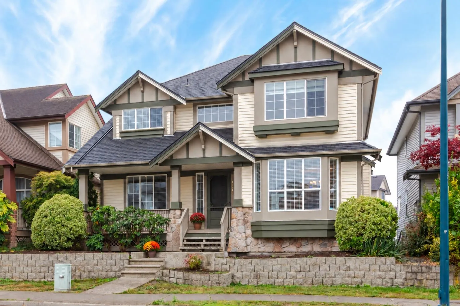 18416 68th Avenue, Surrey, BC V3S 9C1