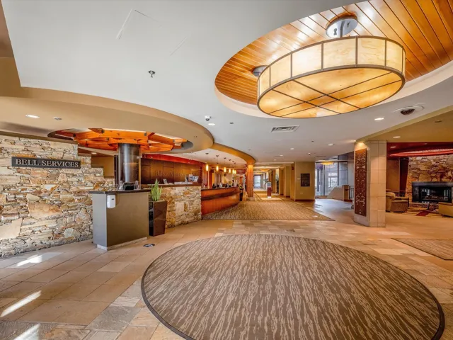 Building lobby with recessed lighting