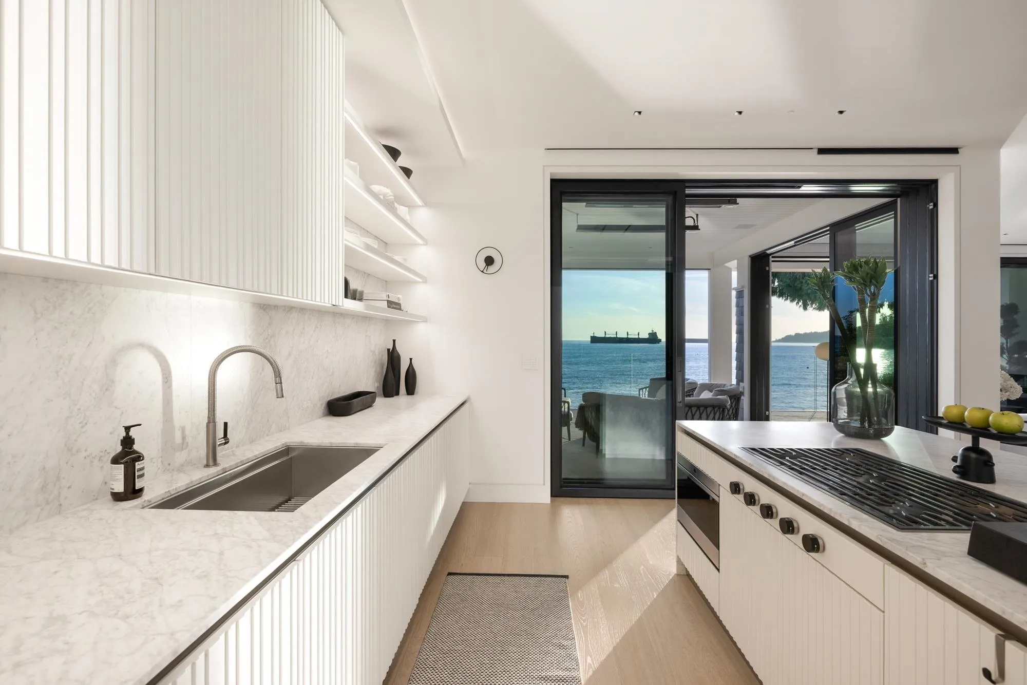 3156 Travers Avenue, West Vancouver, BC V7V 1G3