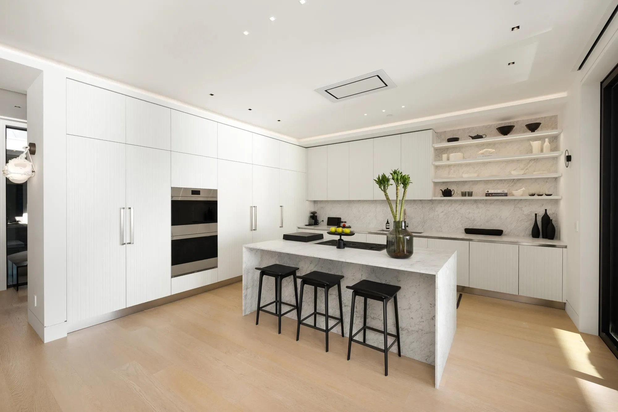 3156 Travers Avenue, West Vancouver, BC V7V 1G3