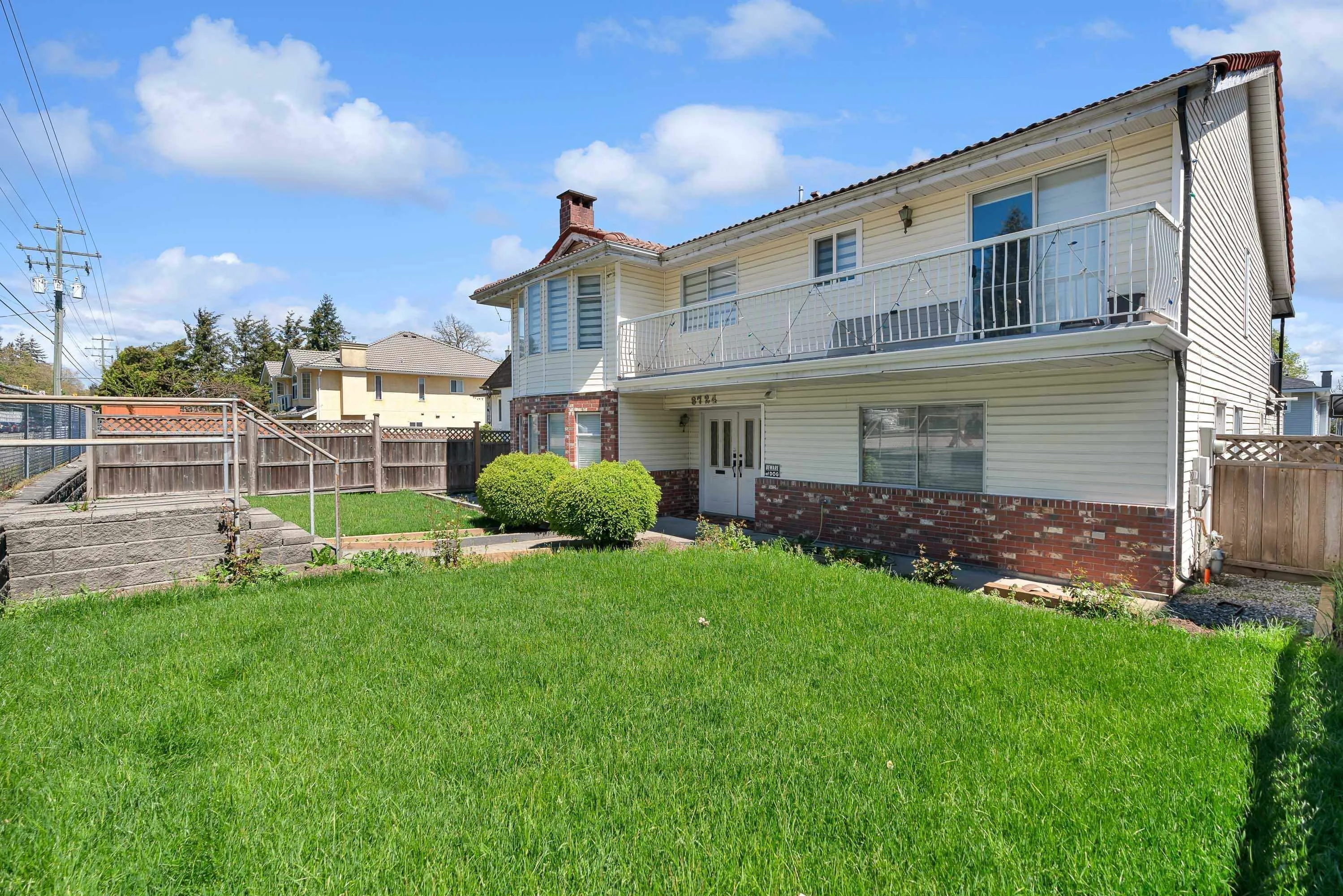 8724 128 Street, Surrey, BC V3W 4G6