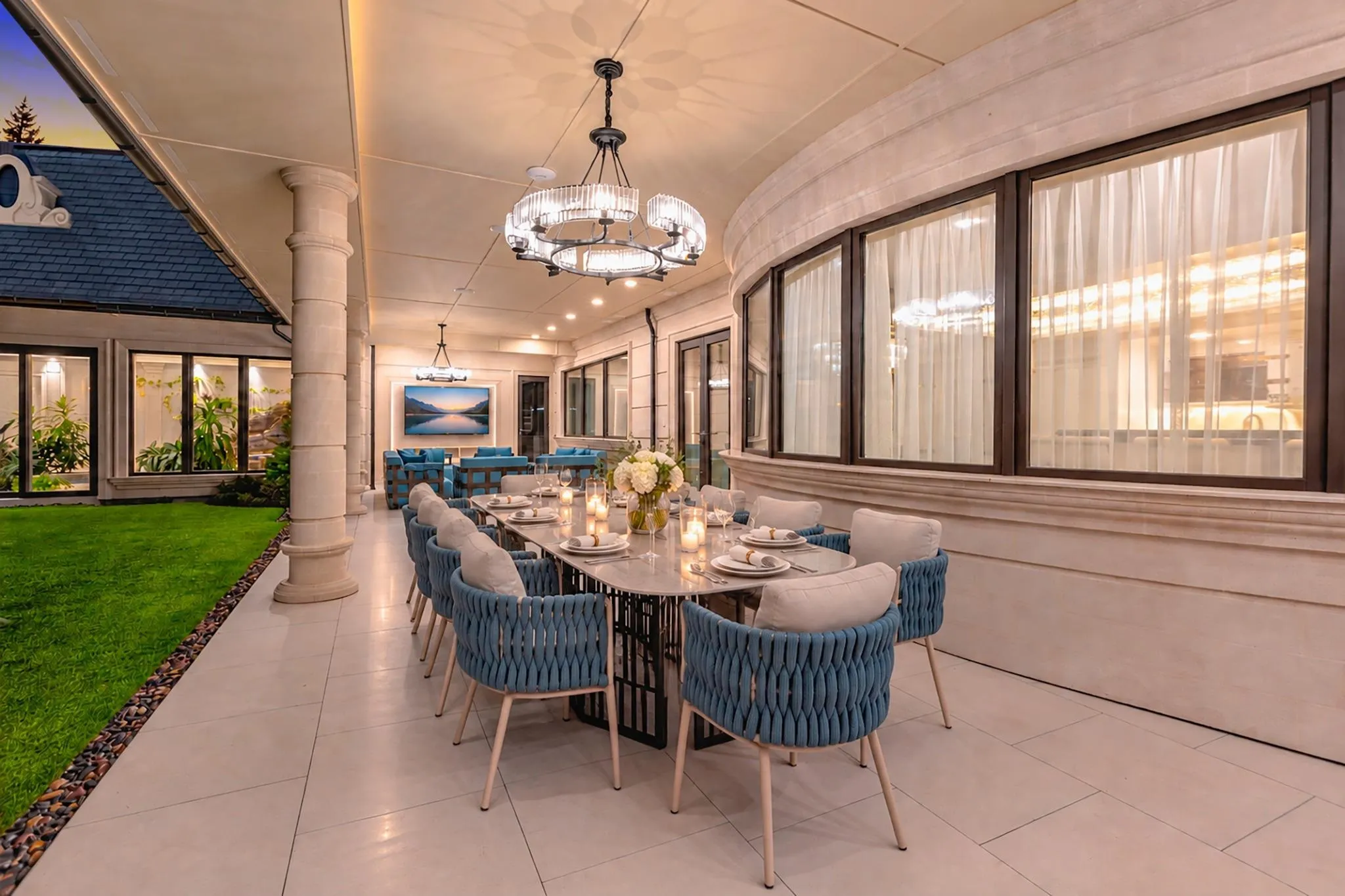 2867 Marine Drive, West Vancouver, BC V7V 1M1
