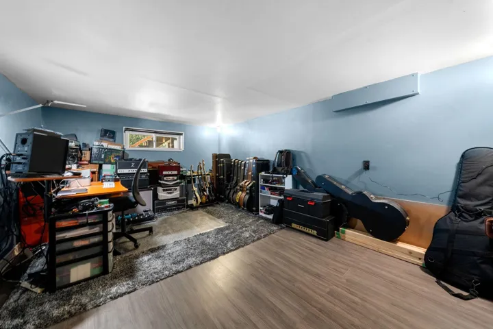 Finished hobby-flex room on lower level