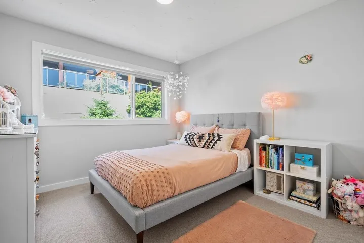 Bedroom featuring carpet floors