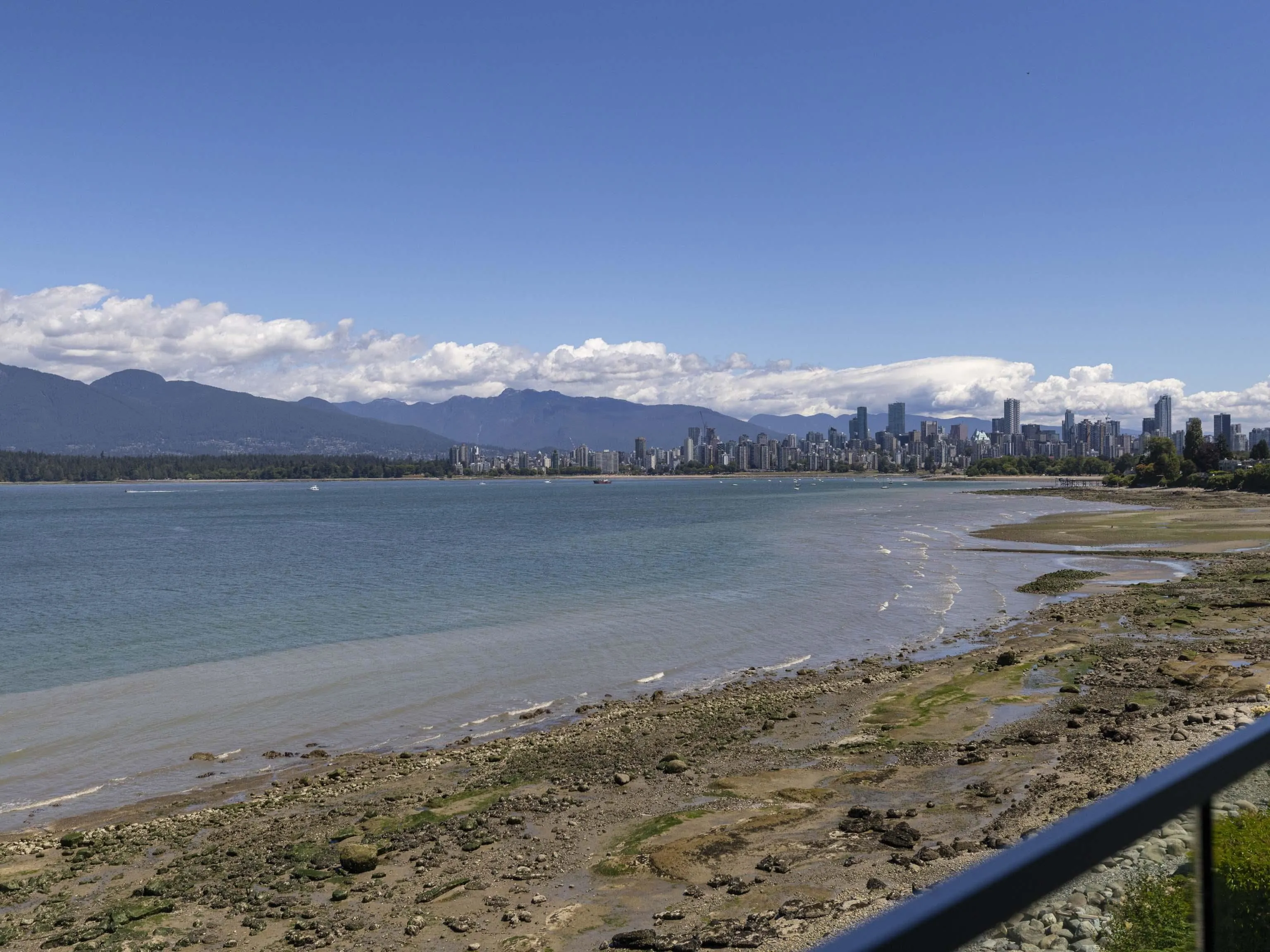 3305 Point Grey Road, Vancouver, BC V6R 1A4