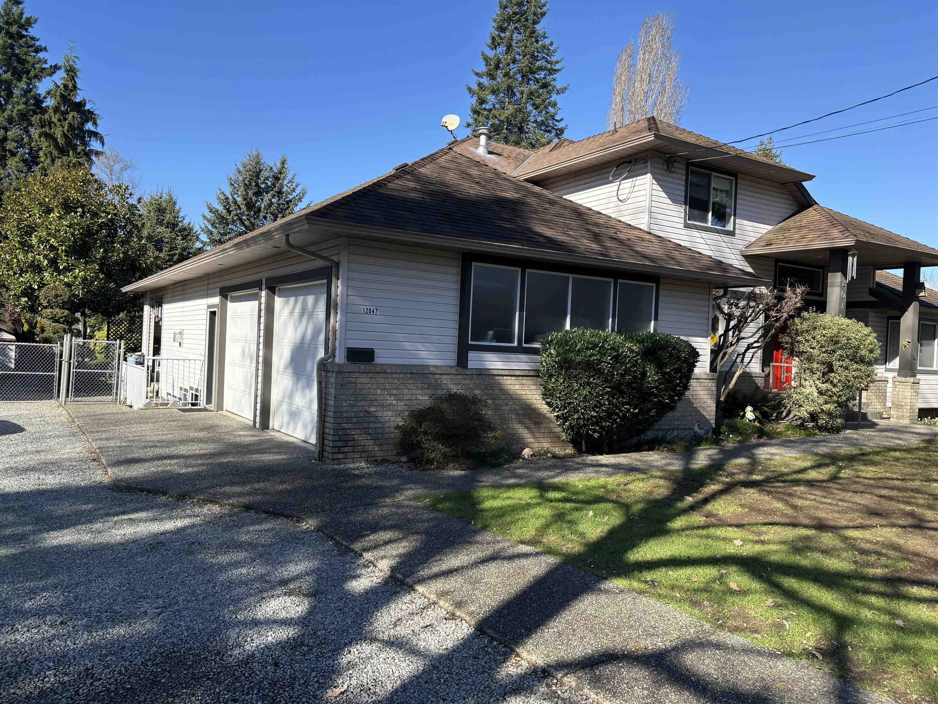 12047 Laity Street, Maple Ridge, BC V2X 5A7