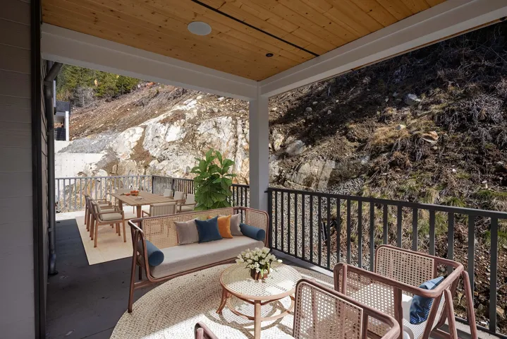 Balcony featuring an outdoor living space