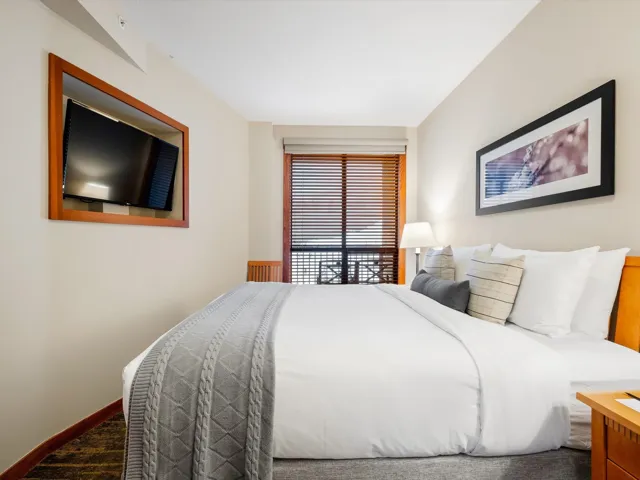 Bedroom with baseboards