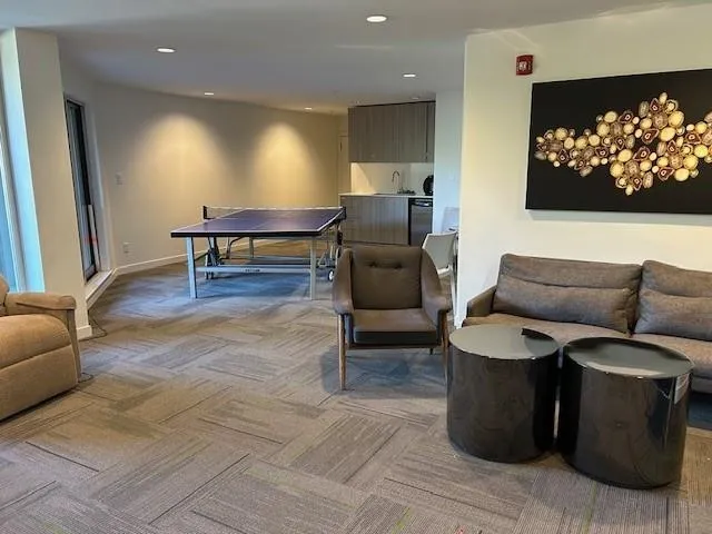 Great for mixers or ? 2nd floor common room with Wet bar and facilities