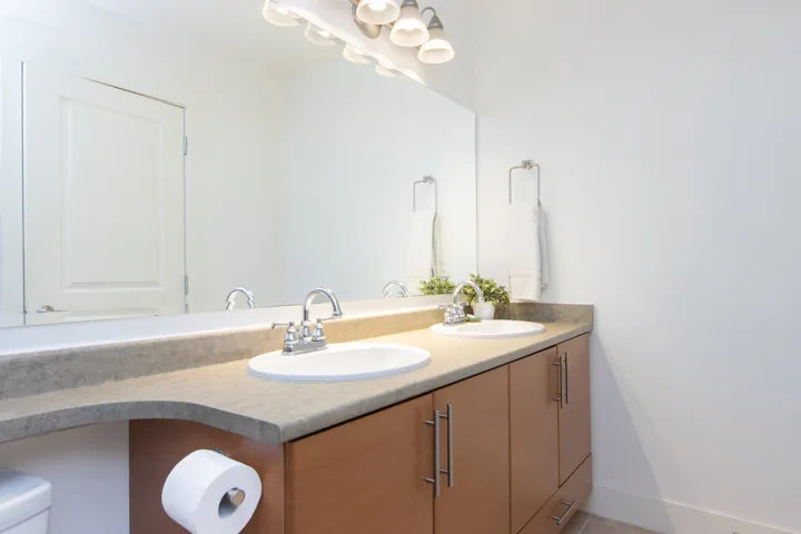 Bathroom with double vanity and a sink