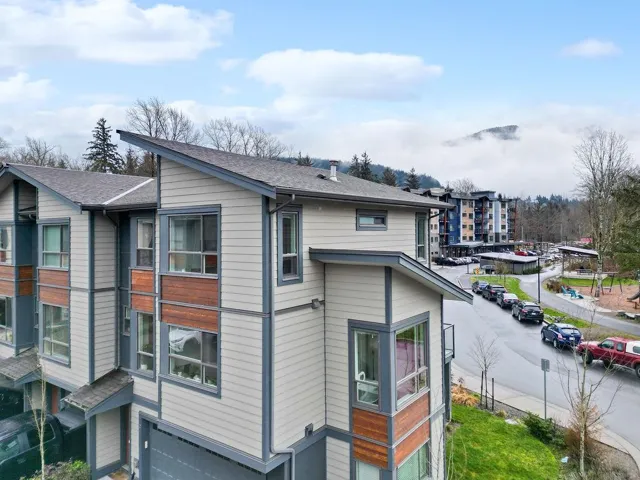 View of side of property