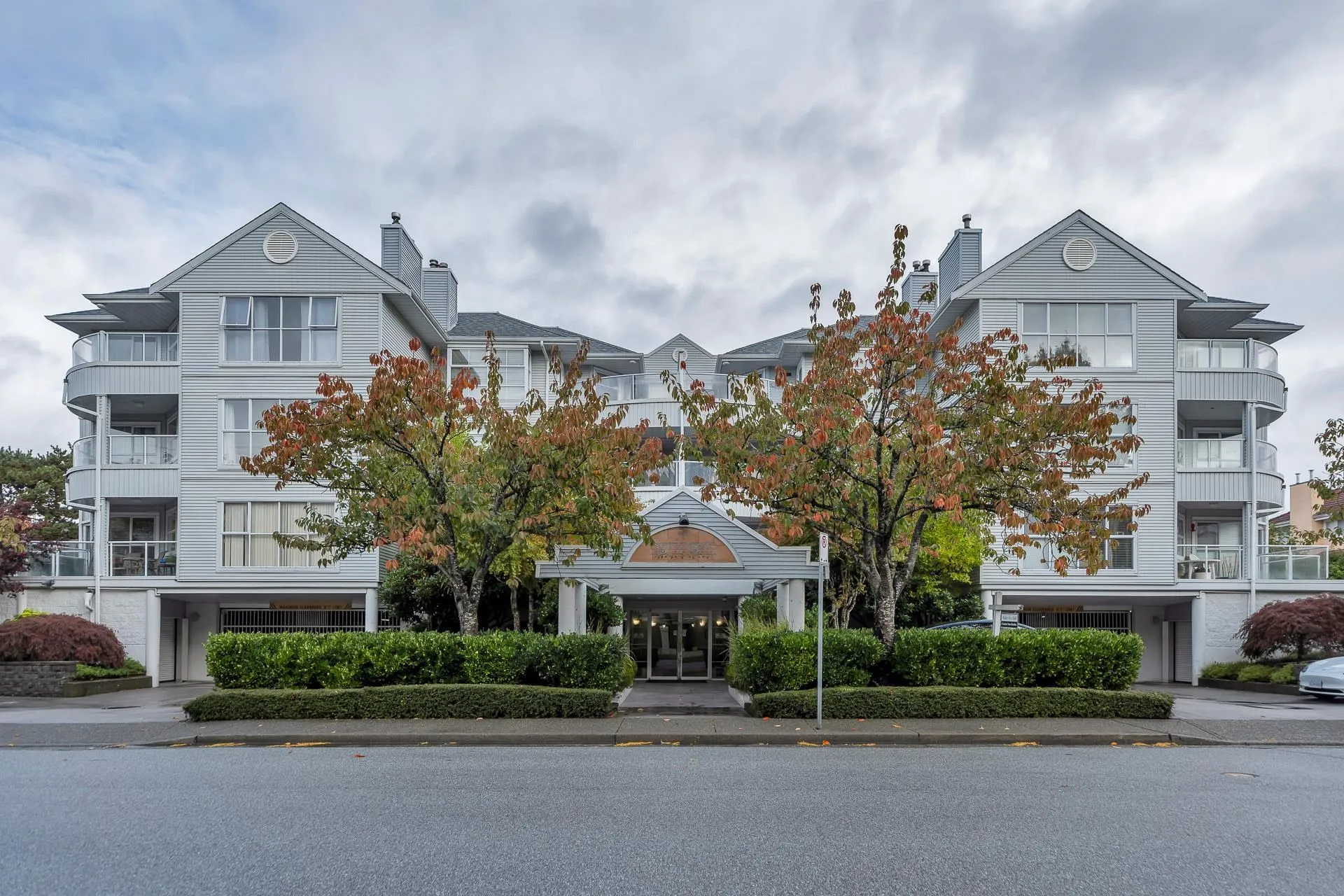 203 8611 General Currie Road, Richmond, BC V6Y 3W4