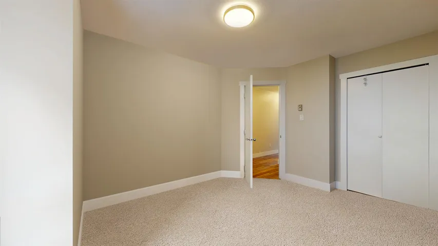 Virtually staged with no furniture