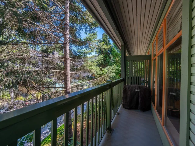 Balcony with area for grilling