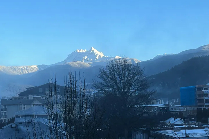 View of mountain feature