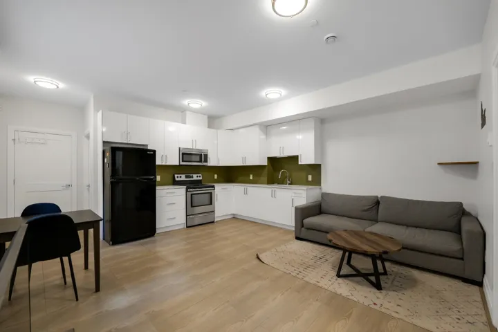1 BR legal suite