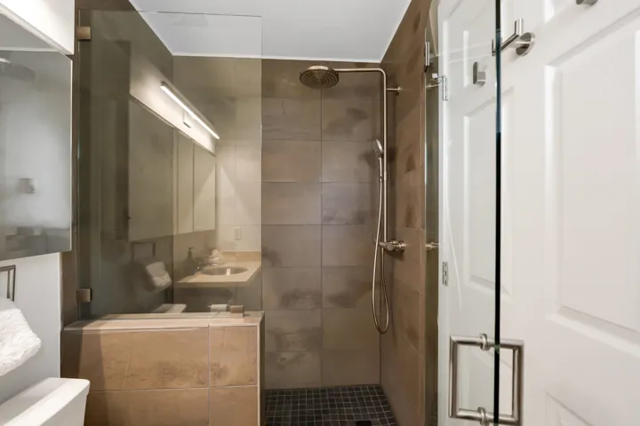 New walk in shower