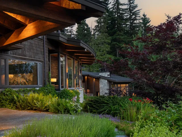 View of property exterior