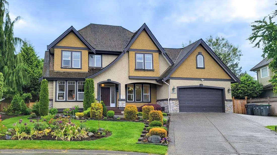 3762 159a Street, Surrey, BC V3Z 0P1