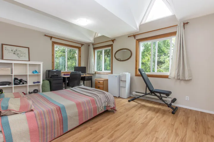 Second bedroom / office