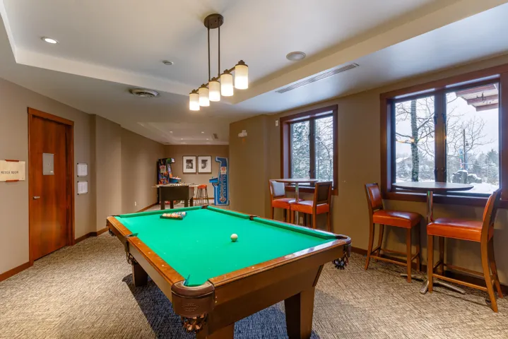 Rec room with visible vents, recessed lighting, pool table, carpet flooring, and baseboards