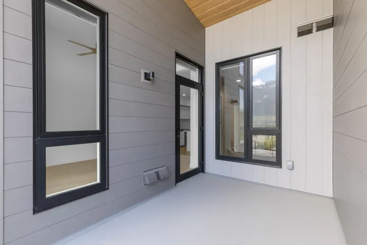 Entrance to property