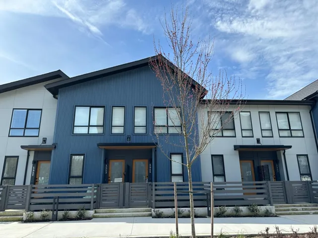 View of contemporary house