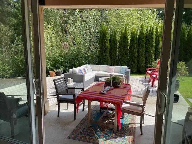 View of patio / terrace with an outdoor hangout area