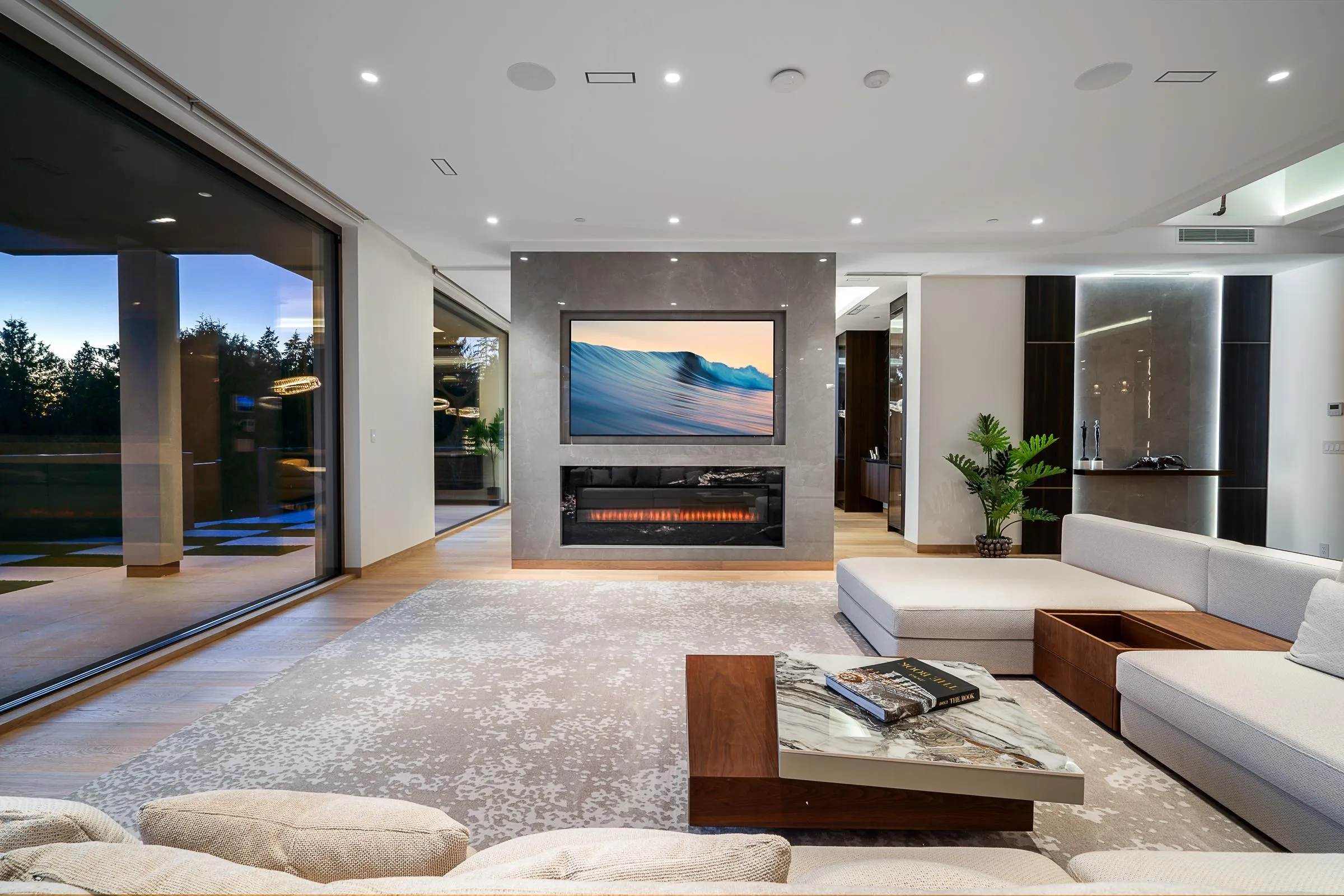 1405 28th Street, West Vancouver, BC V7V 1M1