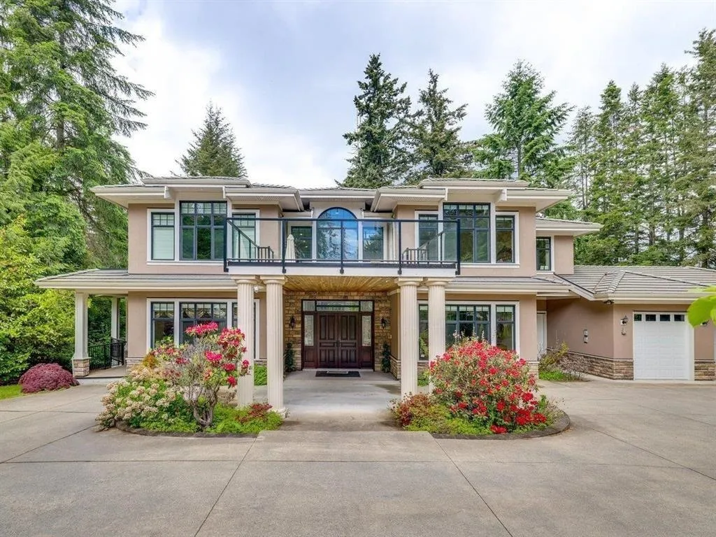 13975 28 Avenue, Surrey, BC V4P 1T5