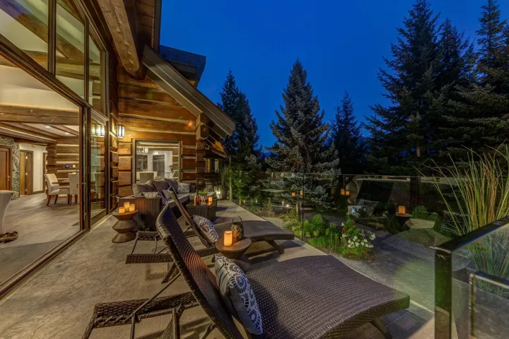 Patio at twilight featuring a patio area and outdoor lounge area