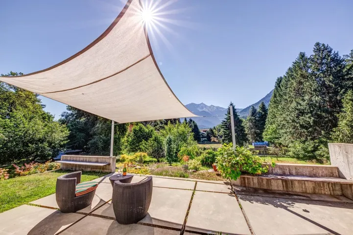 View of patio / terrace featuring a mountain view