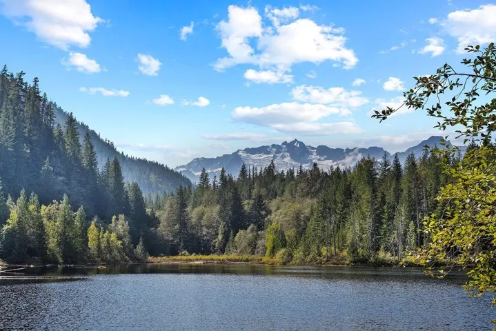No Name (Pilchuck) Lake - Accessible from the property
