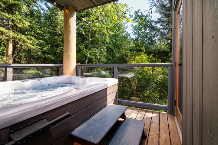 Deck with a hot tub