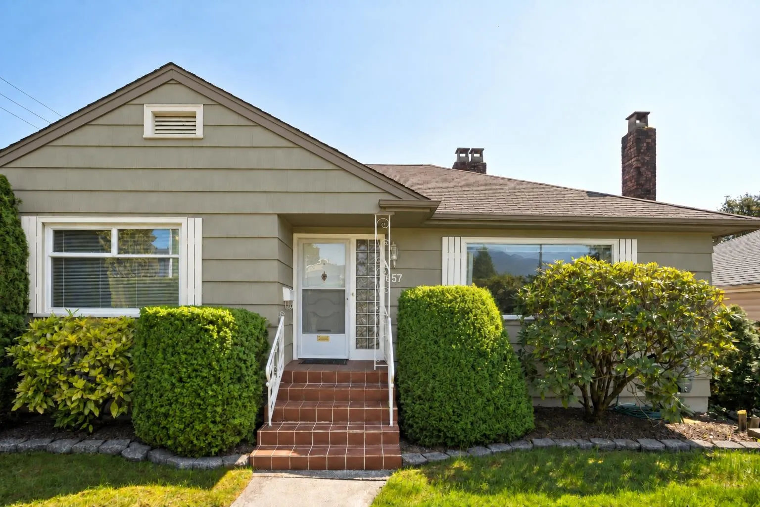 657 E Keith Road, North Vancouver, BC V7L 1W4
