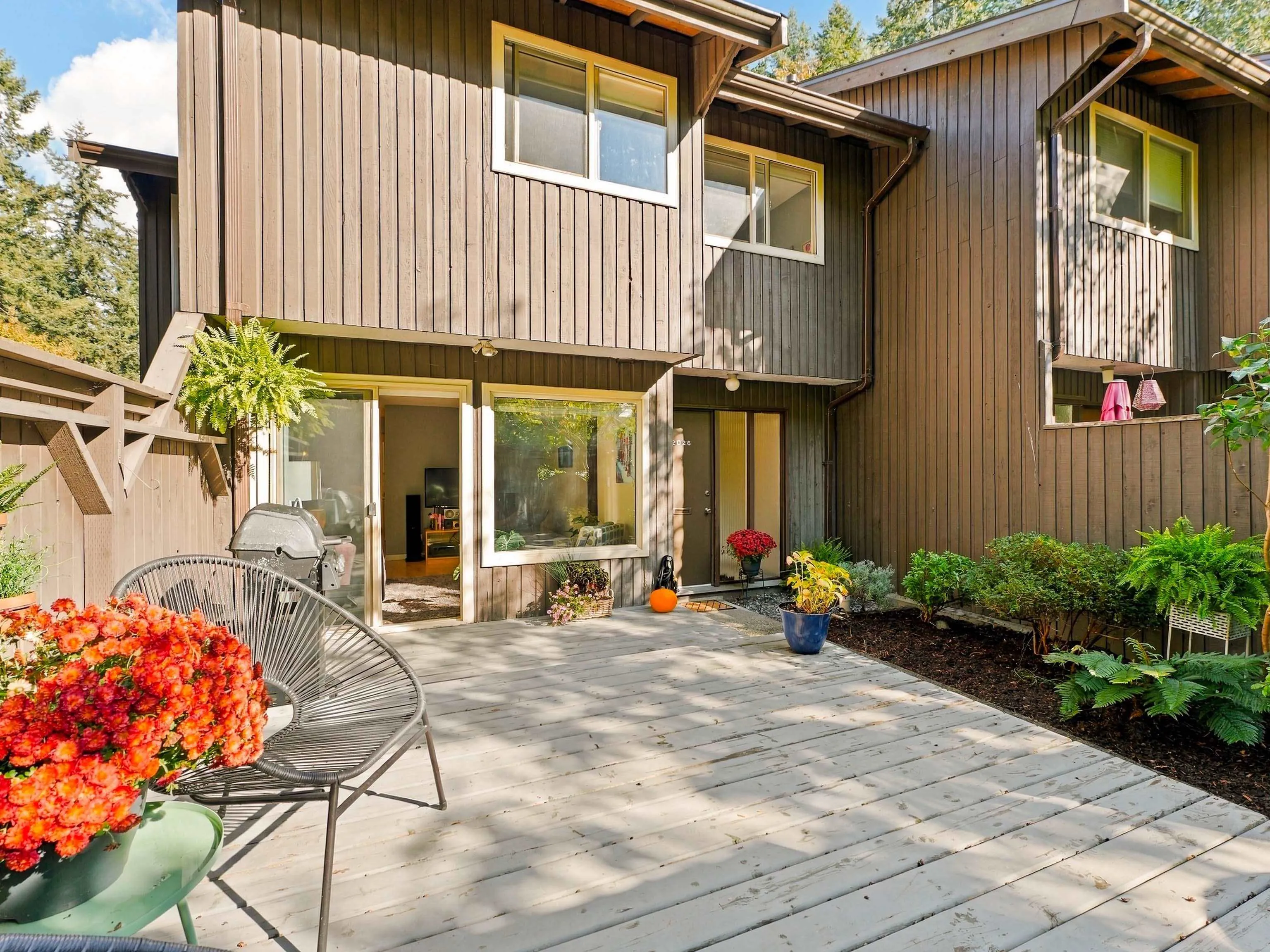2026 Purcell Way, North Vancouver, BC V7J 3K3