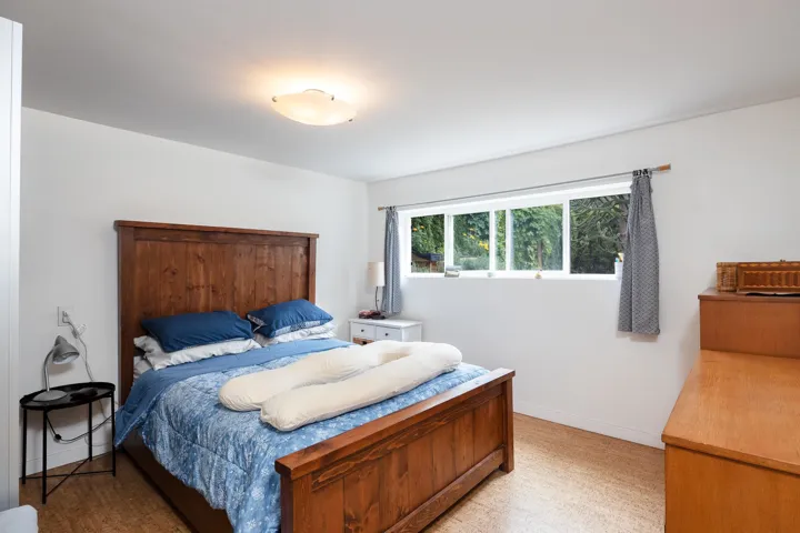 Bedroom featuring baseboards