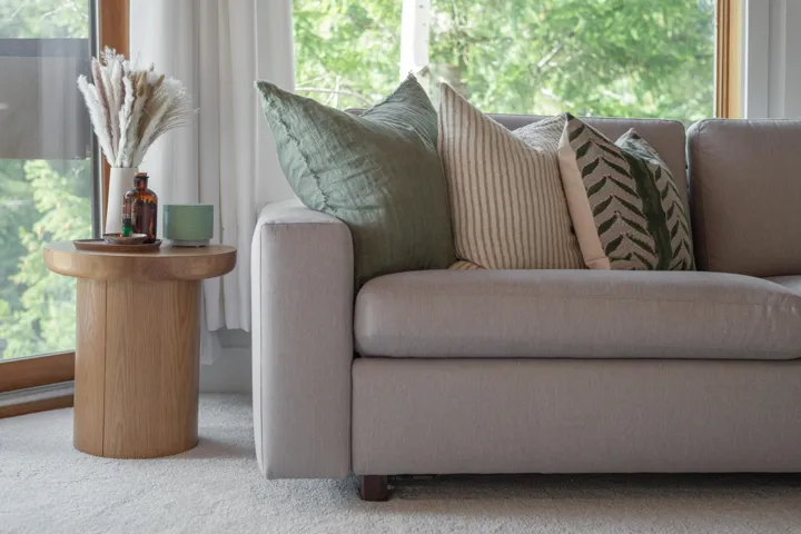 Tasefully furnished. Sold with all furniture!