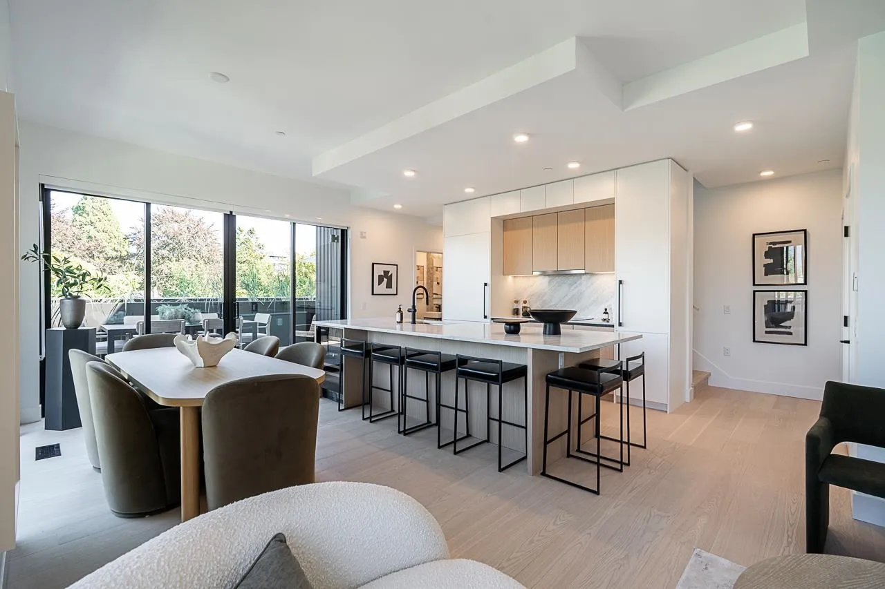 202 539 W 28th Avenue, Vancouver, BC V5Z 2H2