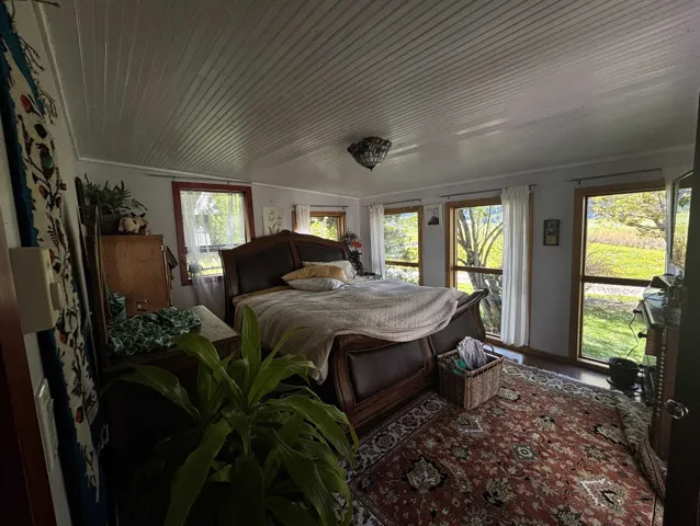 Bedroom with ornamental molding