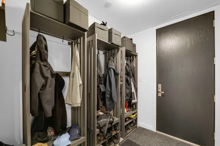 Mudroom with baseboards