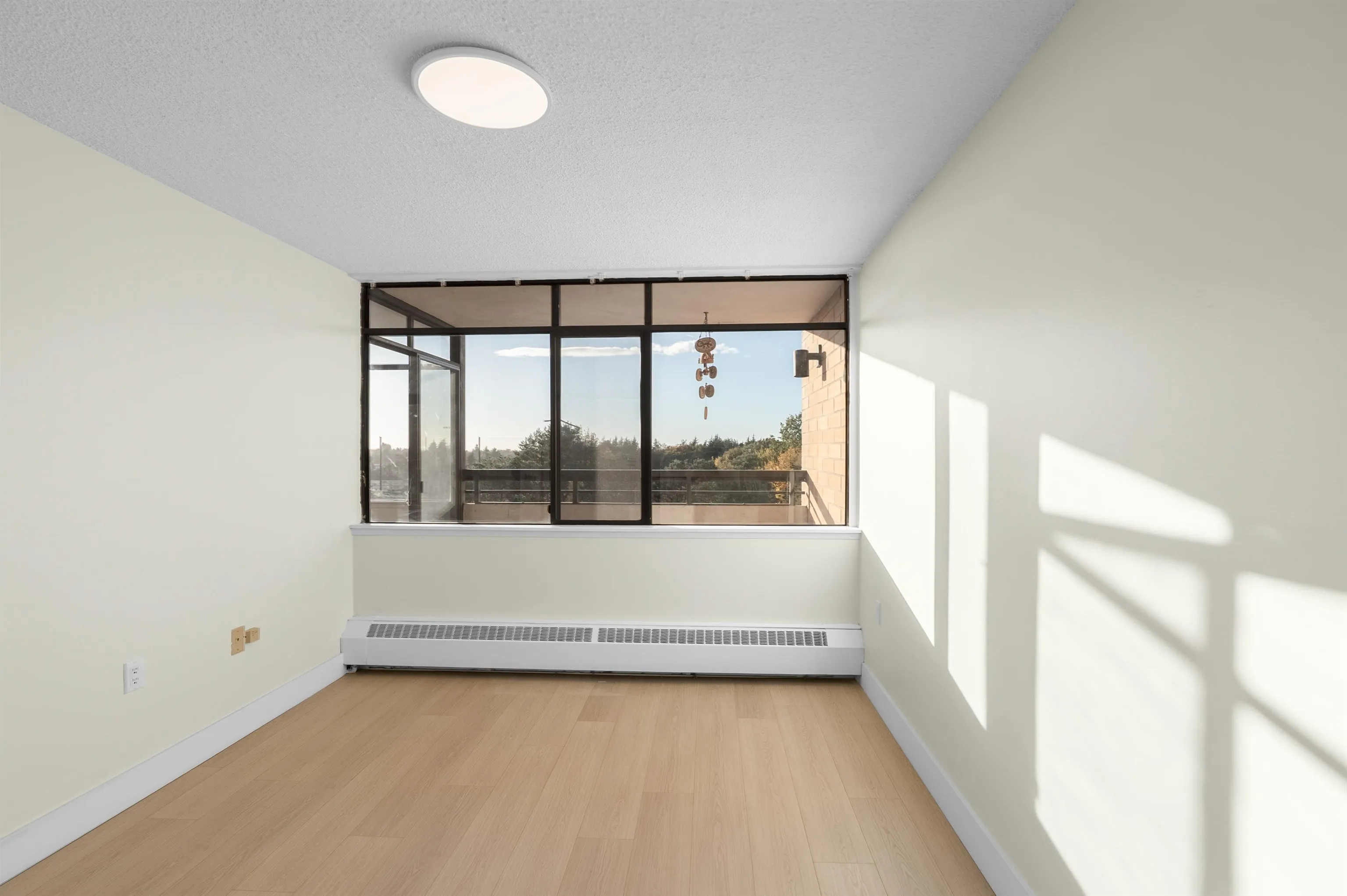 807 6631 Minoru Boulevard, Richmond, BC V6Y 1Z1
