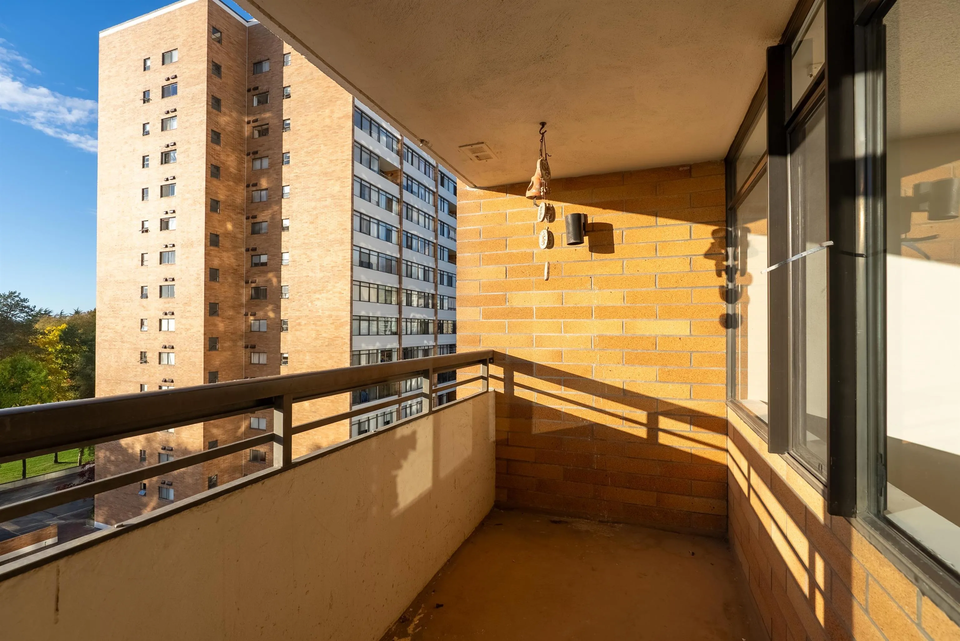 807 6631 Minoru Boulevard, Richmond, BC V6Y 1Z1