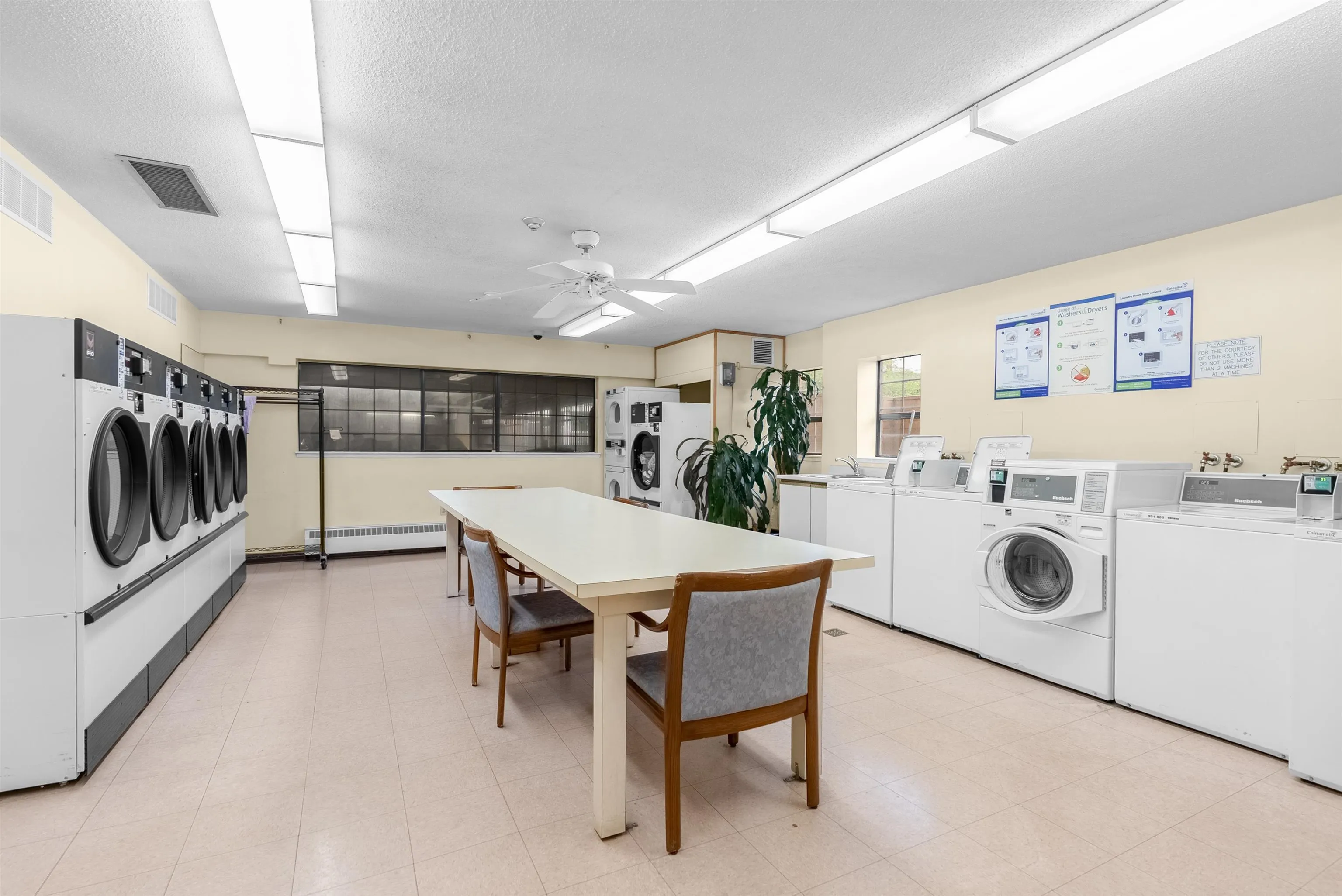 807 6631 Minoru Boulevard, Richmond, BC V6Y 1Z1