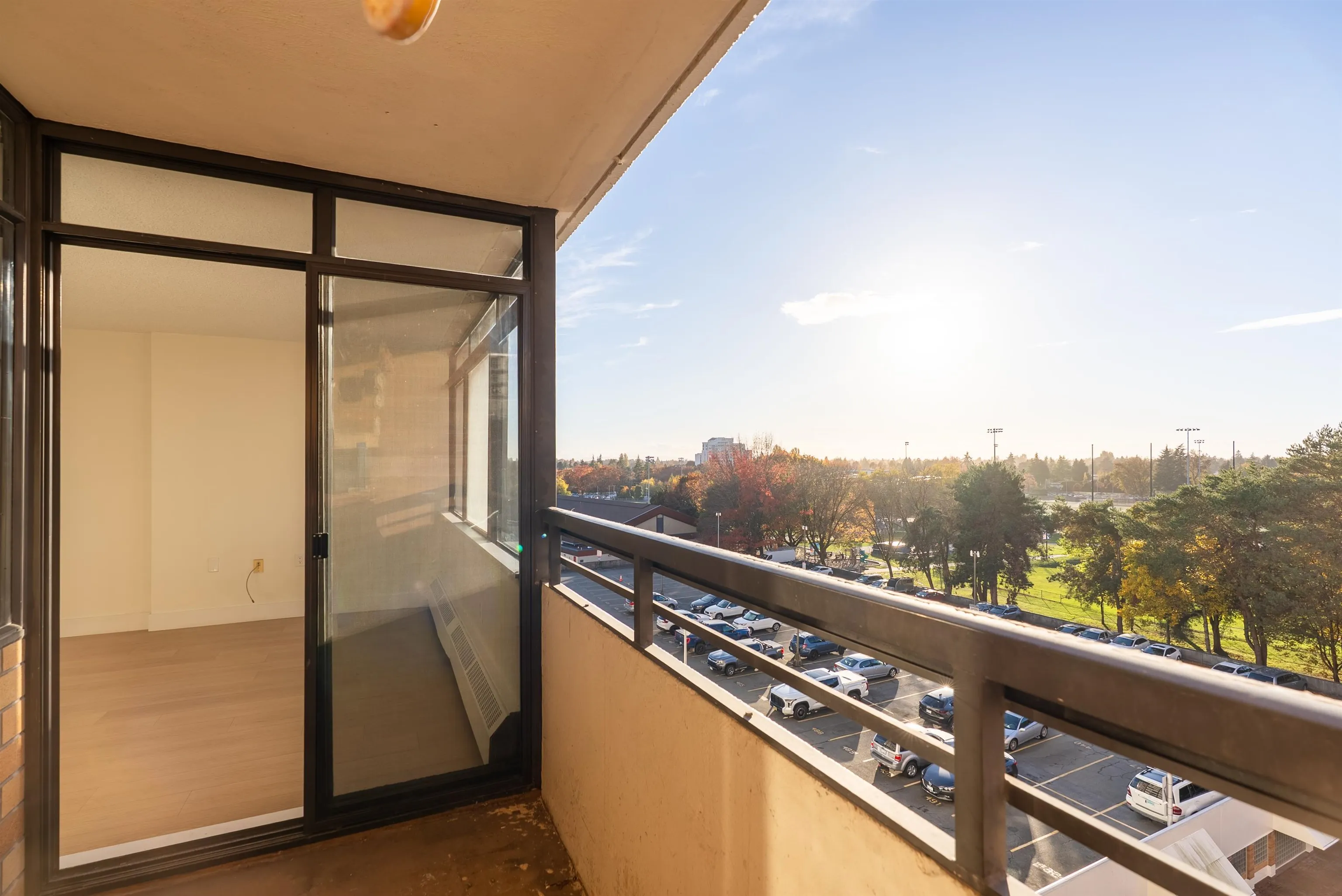 807 6631 Minoru Boulevard, Richmond, BC V6Y 1Z1
